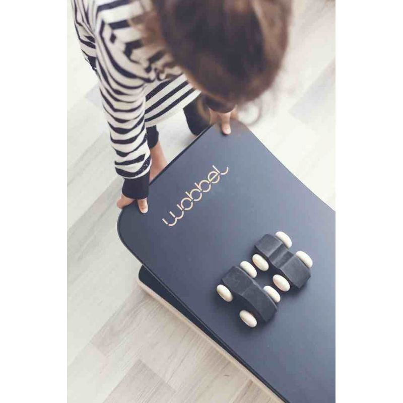 Planche D Equilibre Wobbel Original Black Wash Feutre Bebe Souris Edition Limitee Le Petit Zebre