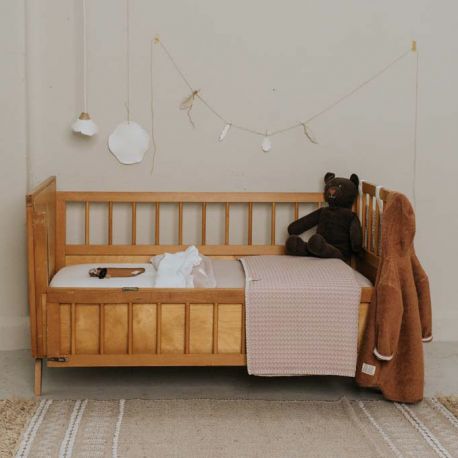 Couverture Pour Lit Bebe Teddy Oslo Grey Pink Le Petit Zebre