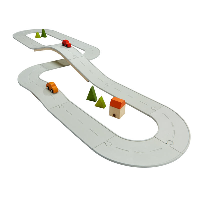 Plan Toys - Circuit voiture caoutchouc - Grand set - Le Petit Zèbre