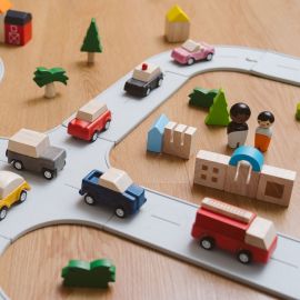 Plan Toys - Voiture rouge
