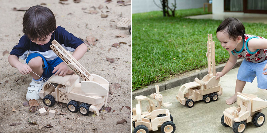 limited edition truck speelgoedauto brandweerwagen plan toys